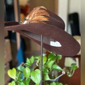 Cappelli wool cowgirl Hat with feathers